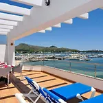 Beachfront Tanamar 度假居